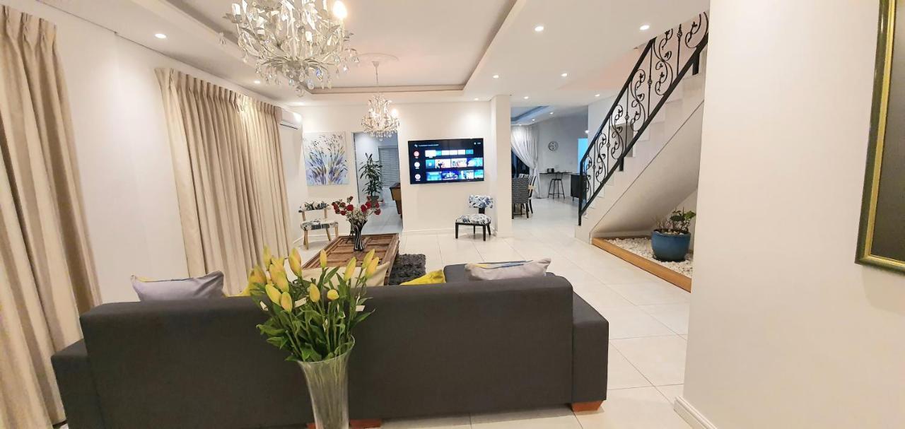 Villa Parisienne Modern Guest House Cape Town Exterior photo