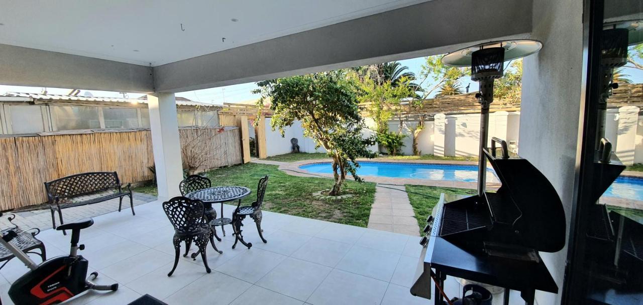 Villa Parisienne Modern Guest House Cape Town Exterior photo
